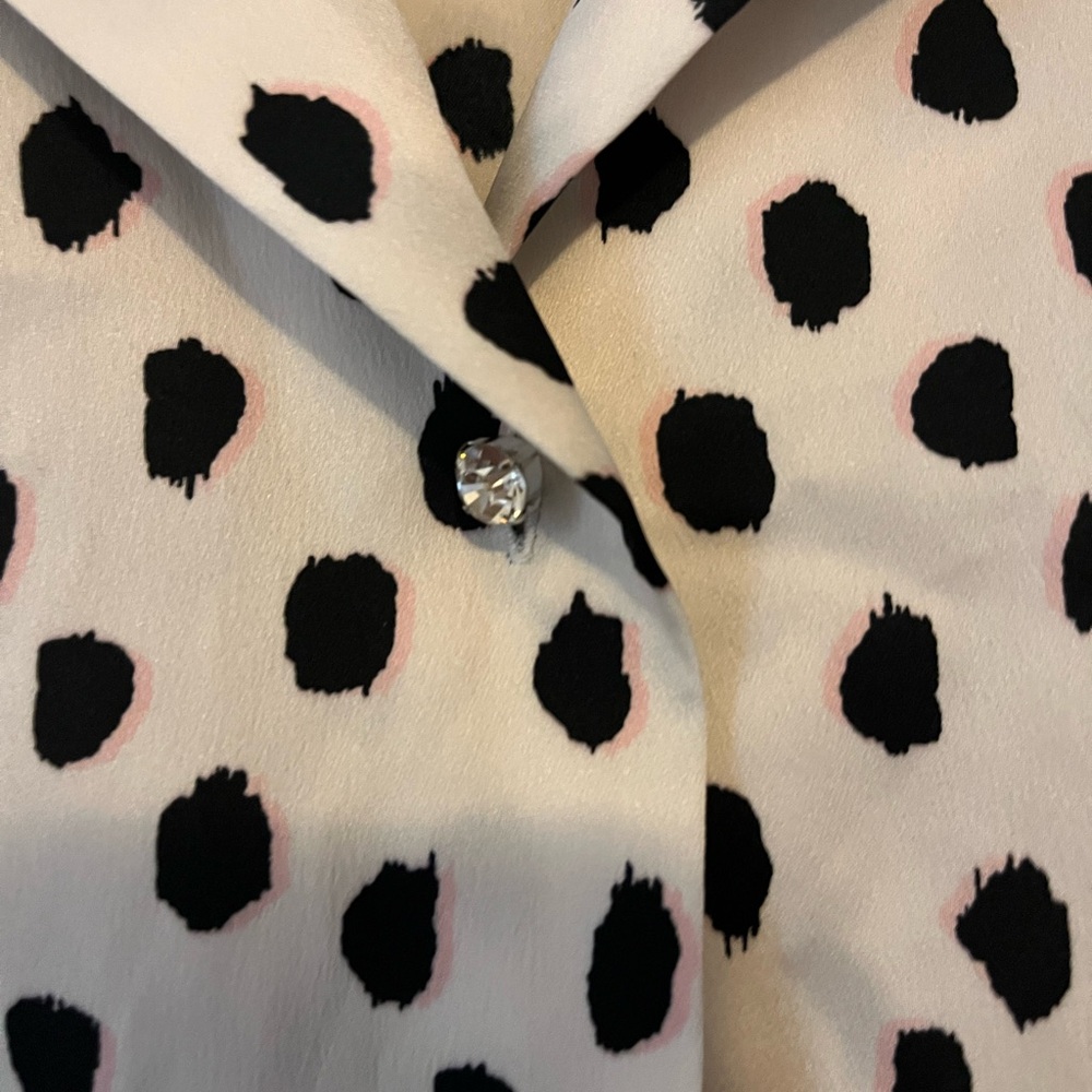 Never worn Kate Spade XL with rhinestone buttons - Picture 2 of 3
